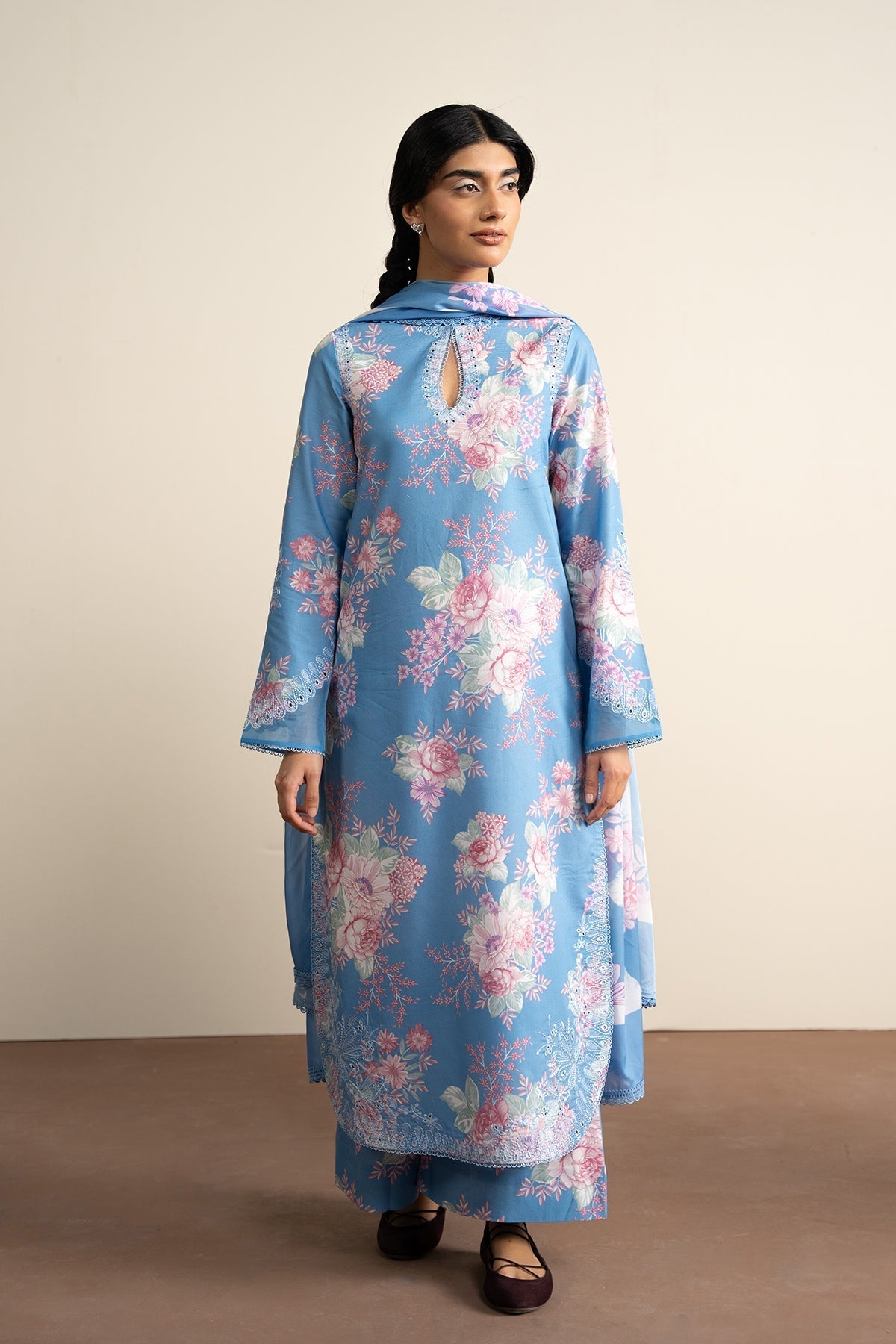 Ayzel | The Bare Minimum | MISTELLE XS Denium Blue Lawn