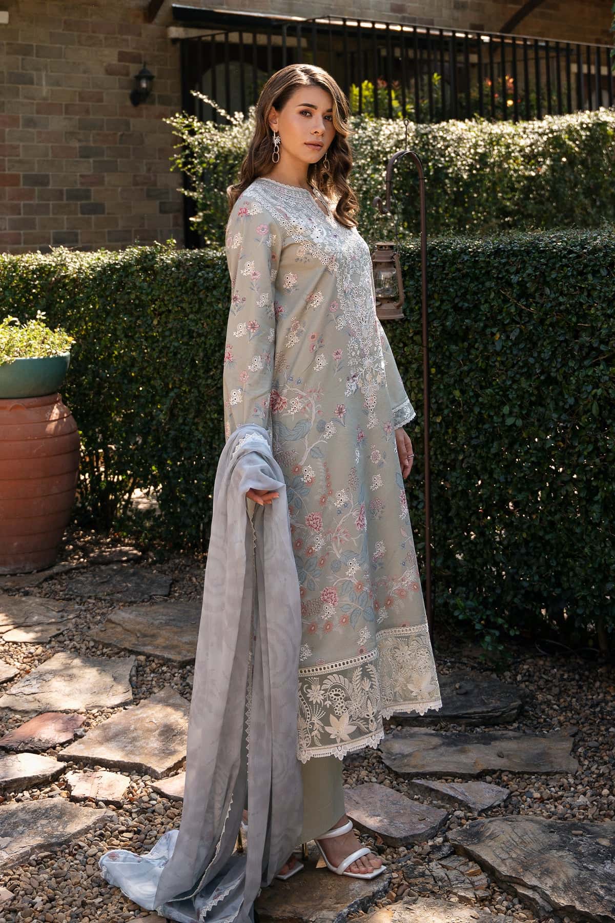 Afrozeh | Damask The Holiday Edit 25 | Maelis A XL Light Pistachio Lawn