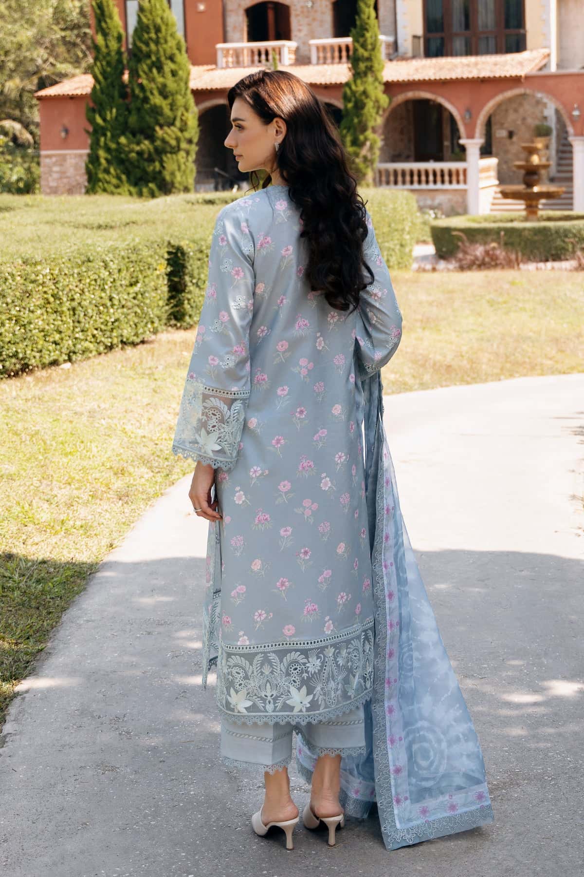Afrozeh | Damask The Holiday Edit 25 | Maelis B S Gray Lawn