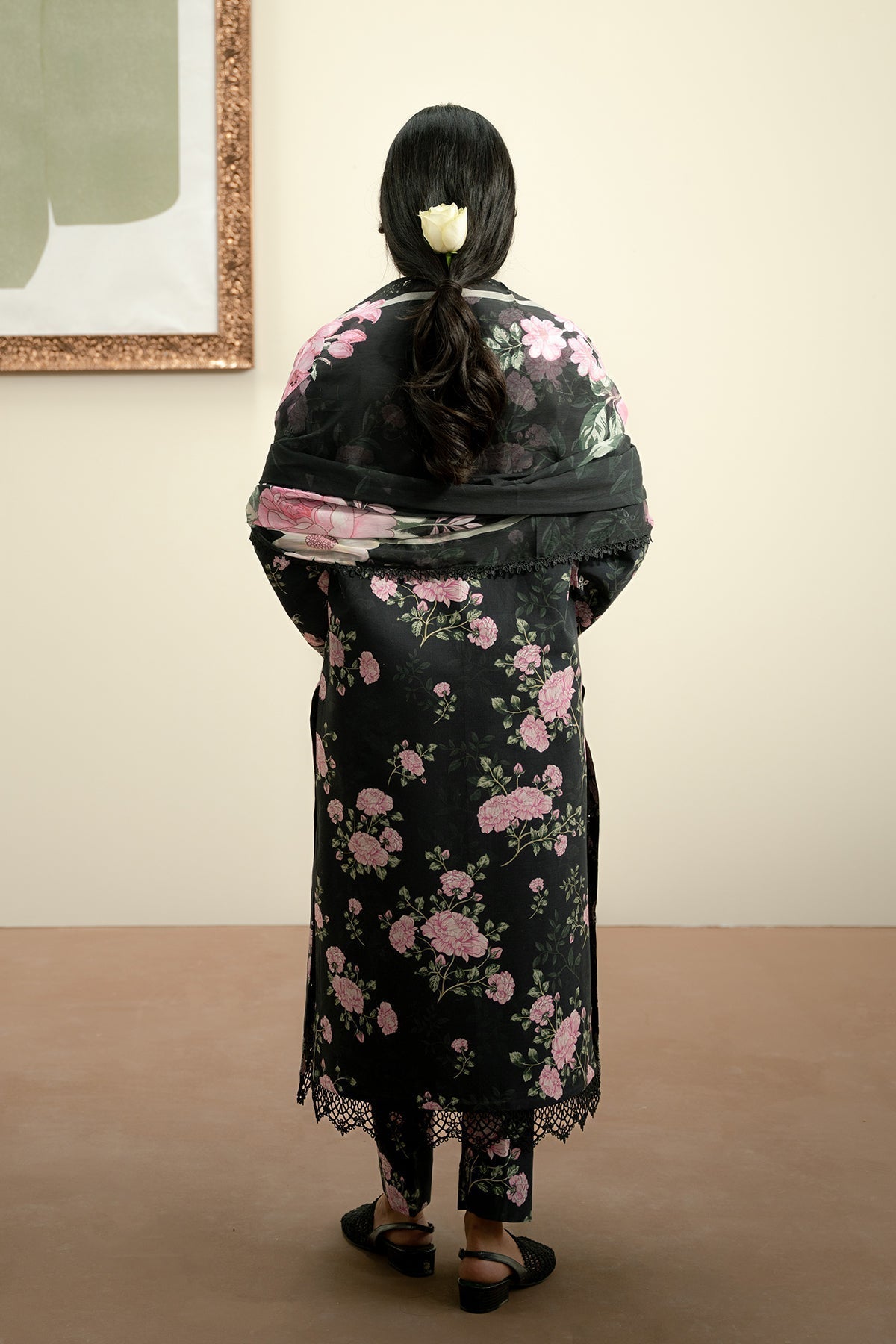 Ayzel | The Bare Minimum | ALYSSUM S Black Lawn