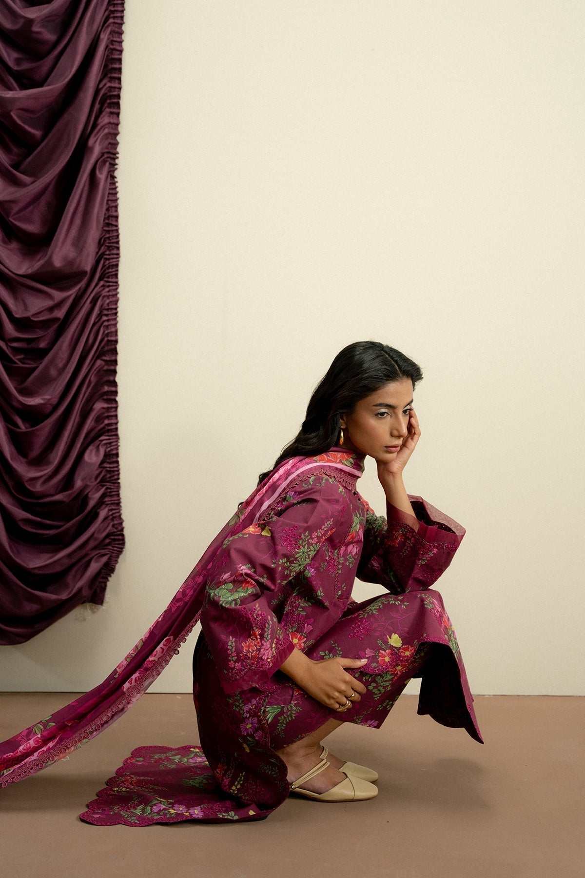 Ayzel | The Bare Minimum | DEWPETAL L Magenta Lawn