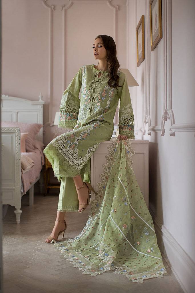 Sobia Nazir | Luxury Lawn 24 | DESIGN 4A - Pakistani Designer Dress - by Sobia Nazir | Type: Luxury - 100% Original at Saira Sultan