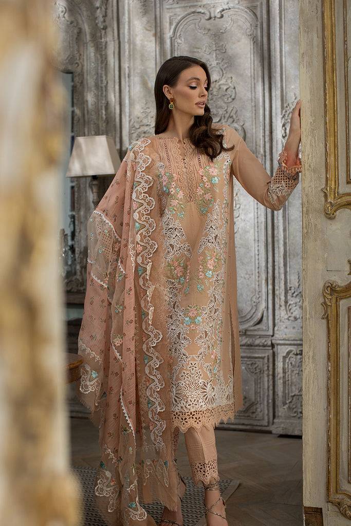 Sobia Nazir | Luxury Lawn 24 | DESIGN 4B - Pakistani Designer Dress - by Sobia Nazir | Type: Luxury - 100% Original at Saira Sultan