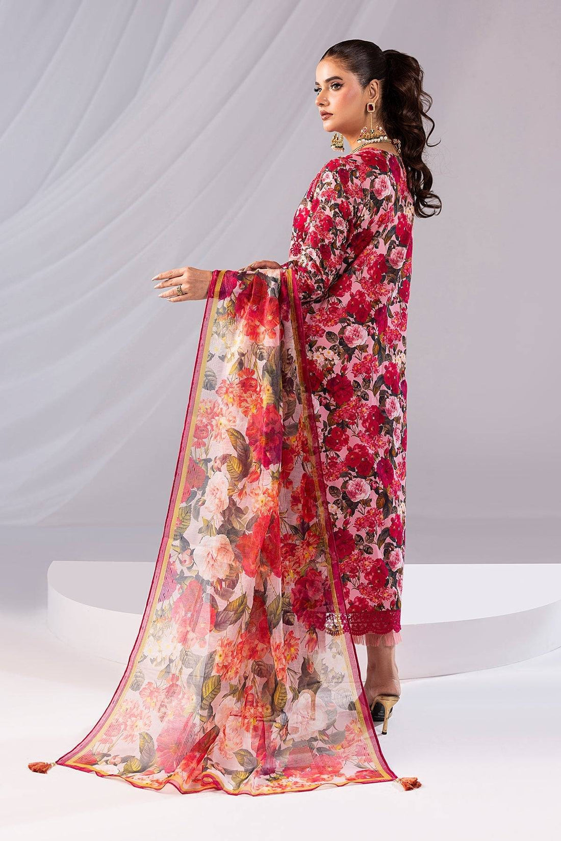Imrozia Premium | Noor 25 | SP-55 MAHIRA - Pakistani Designer Dress - by Imrozia Premium | Type: Ladies Clothes - 100% Original at Saira Sultan