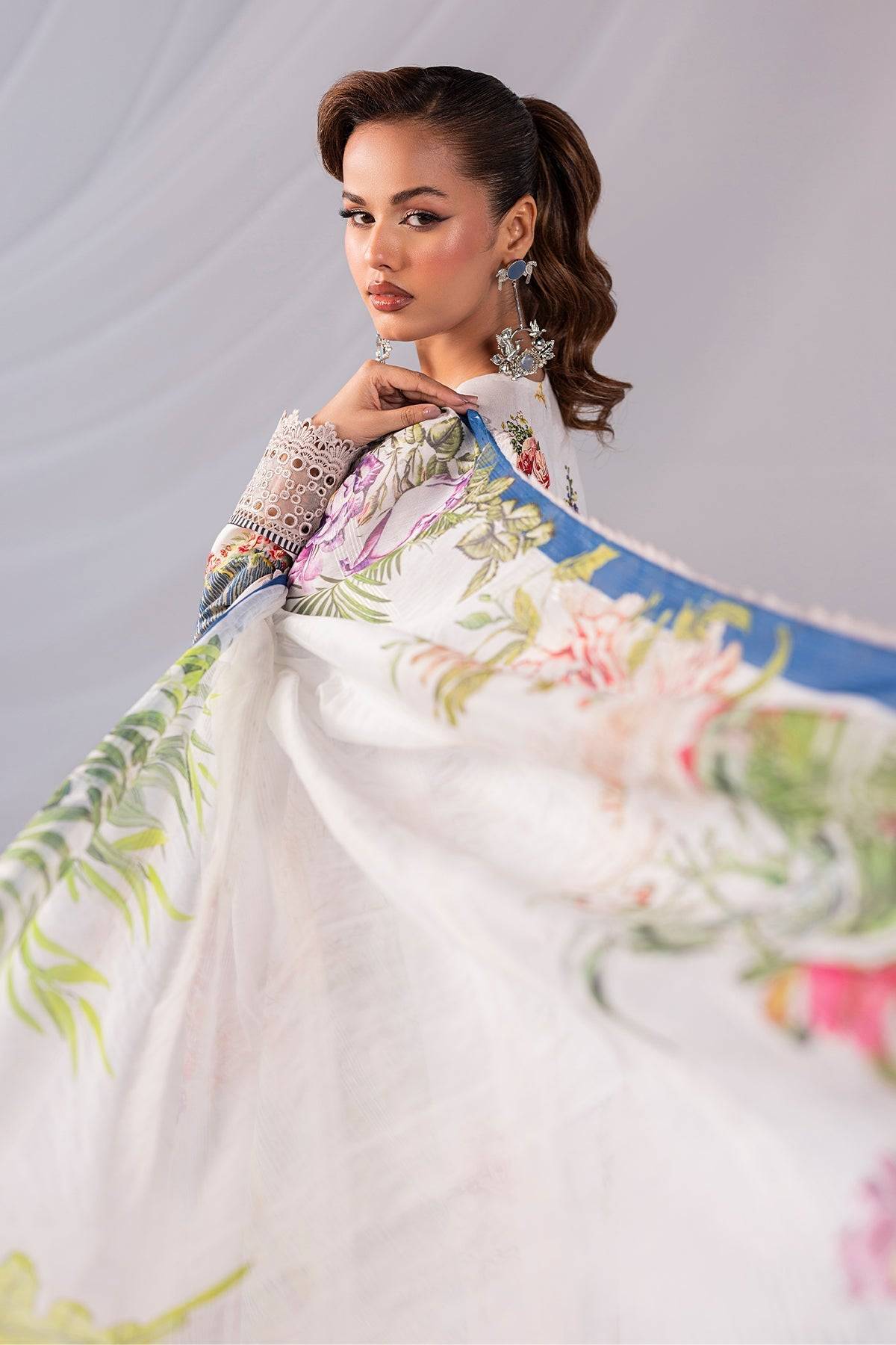 Imrozia Premium | Noor 25 | SP-56 ZAREEFA - Pakistani Designer Dress - by Imrozia Premium | Type: Ladies Clothes - 100% Original at Saira Sultan