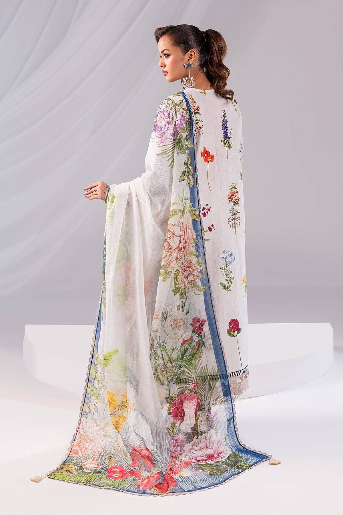 Imrozia Premium | Noor 25 | SP-56 ZAREEFA - Pakistani Designer Dress - by Imrozia Premium | Type: Ladies Clothes - 100% Original at Saira Sultan