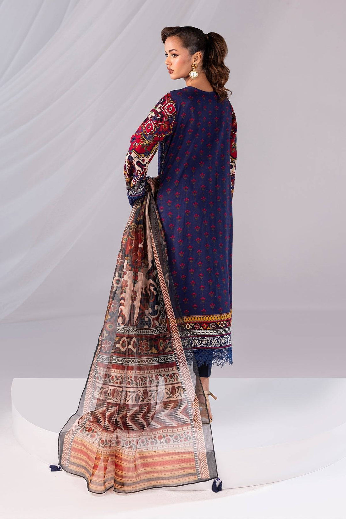 Imrozia Premium | Noor 25 | SP-58 NAYRAH - Pakistani Designer Dress - by Imrozia Premium | Type: Ladies Clothes - 100% Original at Saira Sultan
