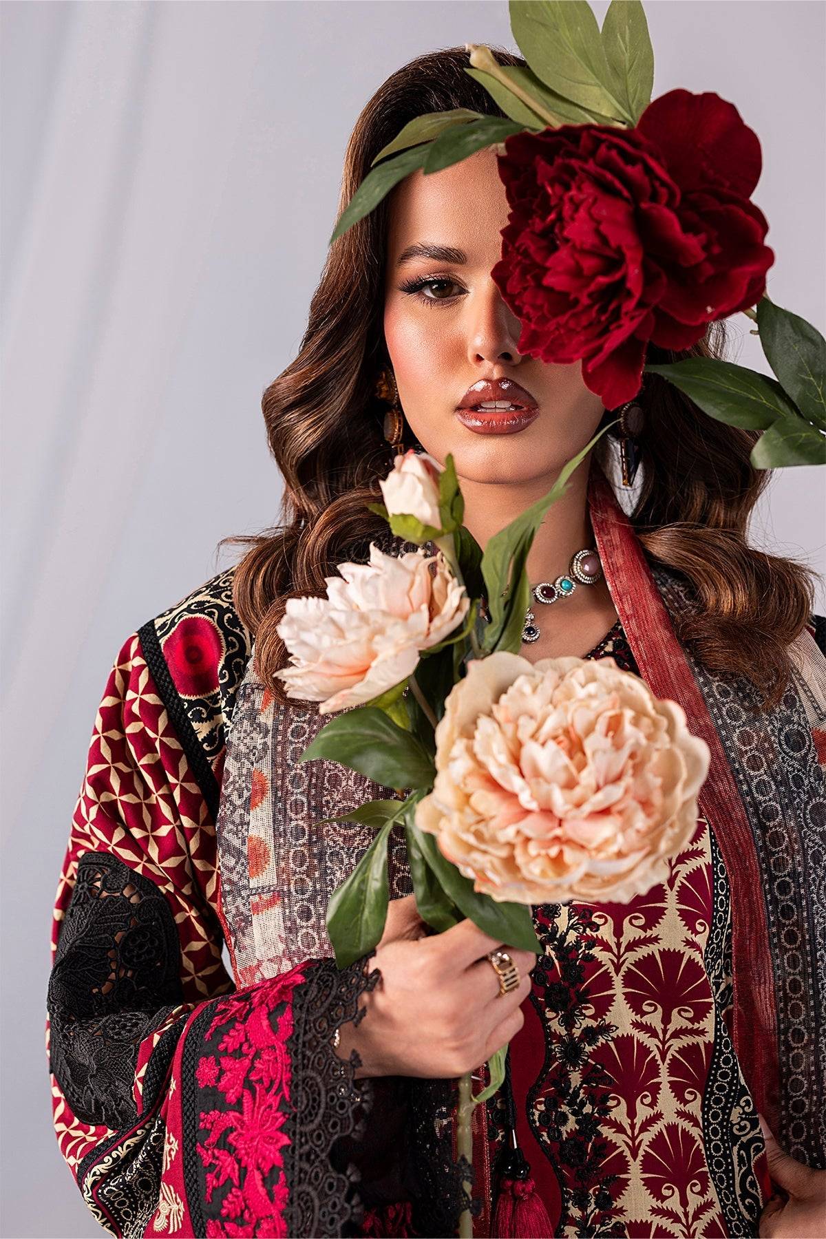 Imrozia Premium | Noor 25 | SP-60 MEHRUNISSA - Pakistani Designer Dress - by Imrozia Premium | Type: Ladies Clothes - 100% Original at Saira Sultan