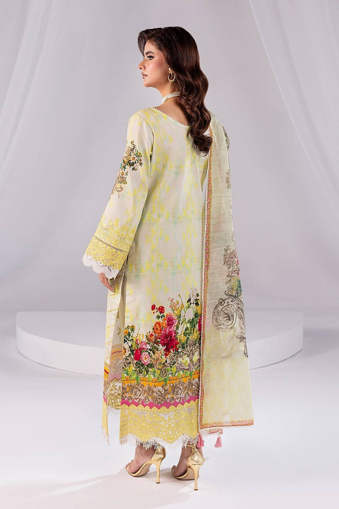 Imrozia Premium | Noor 25 | SP-64 HOORIYA - Pakistani Designer Dress - by Imrozia Premium | Type: Ladies Clothes - 100% Original at Saira Sultan