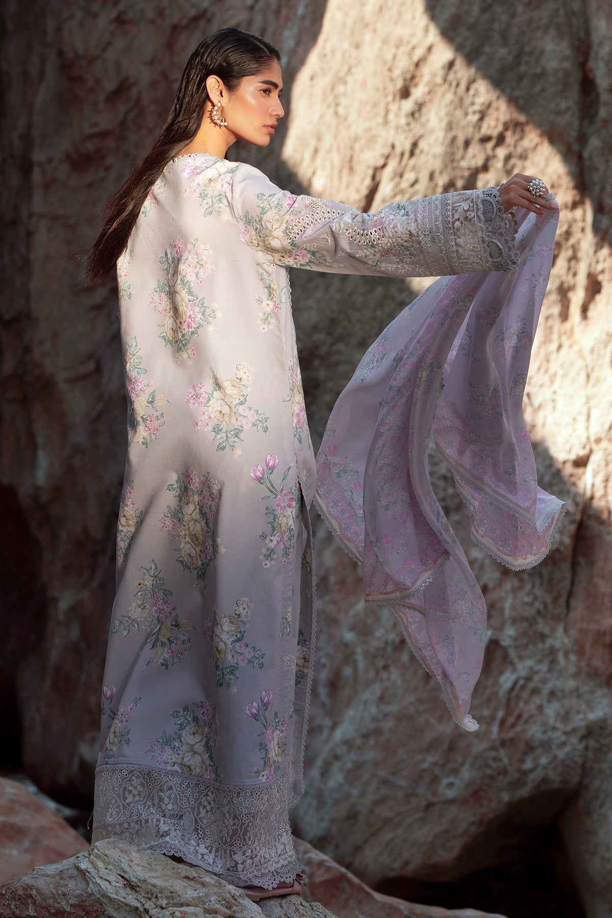 Afrozeh | Summer Together 25 | Keshi S Cloud Gray Lawn