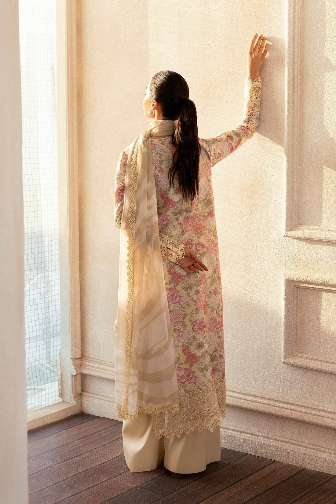 Afrozeh | Day Break | Glow Streaked XS Ivory Lawn
