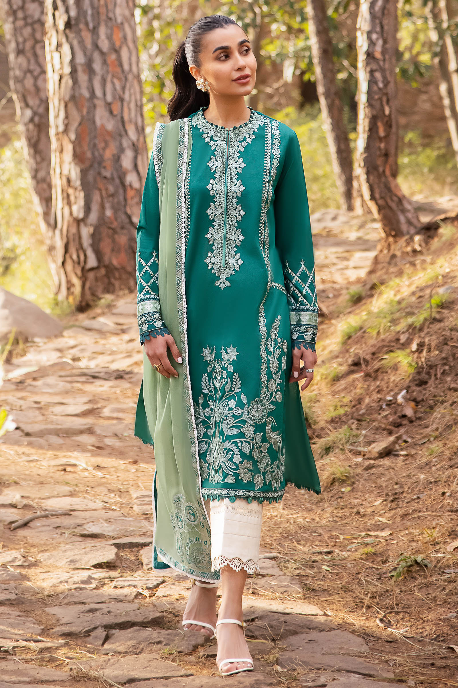 Zaha | Lawn 24 | VEJAH (ZL24-11 B) -  Zaha Luxury -  Saira Sultan