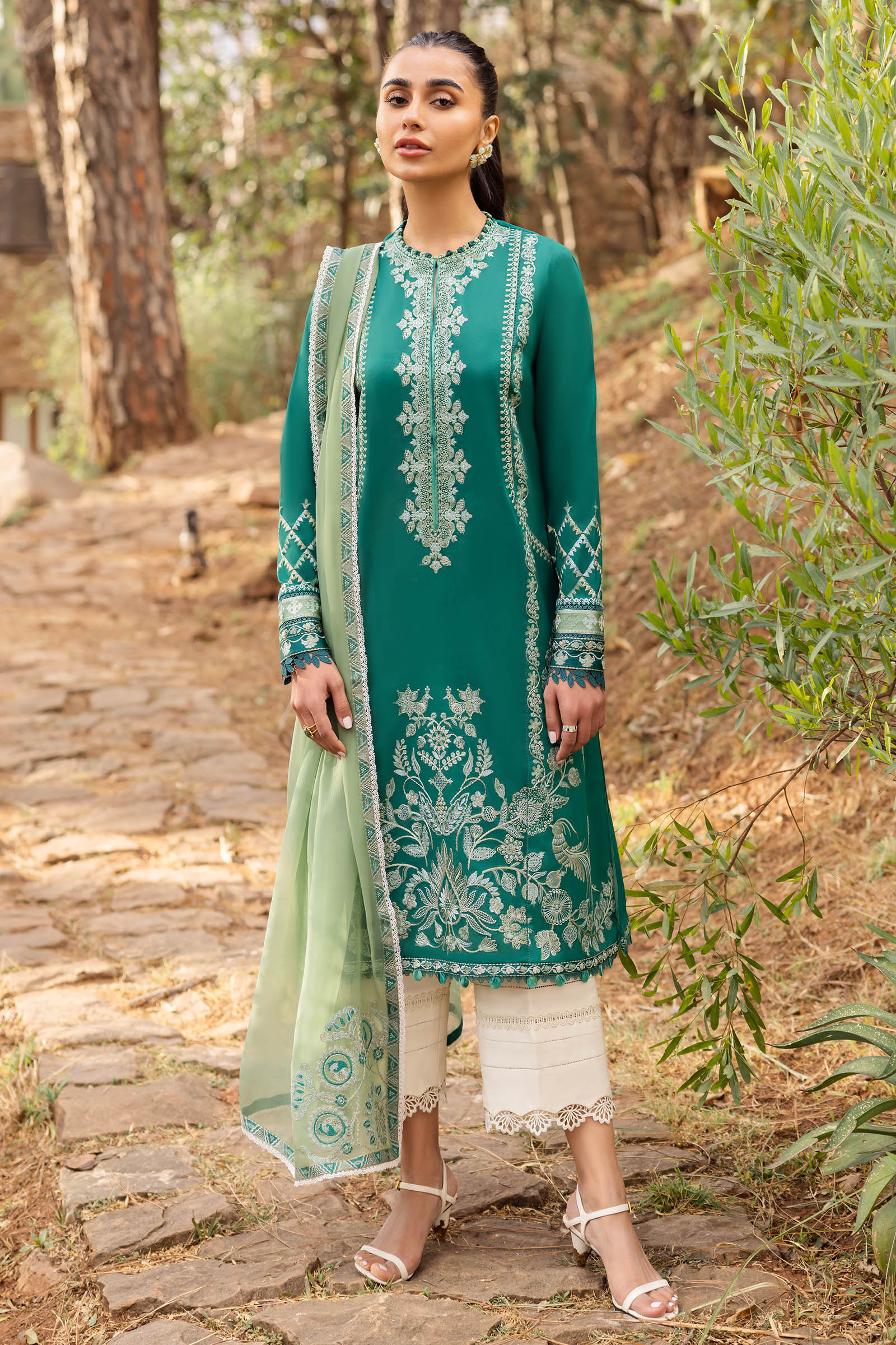 Zaha | Lawn 24 | VEJAH (ZL24-11 B) -  Zaha Luxury -  Saira Sultan