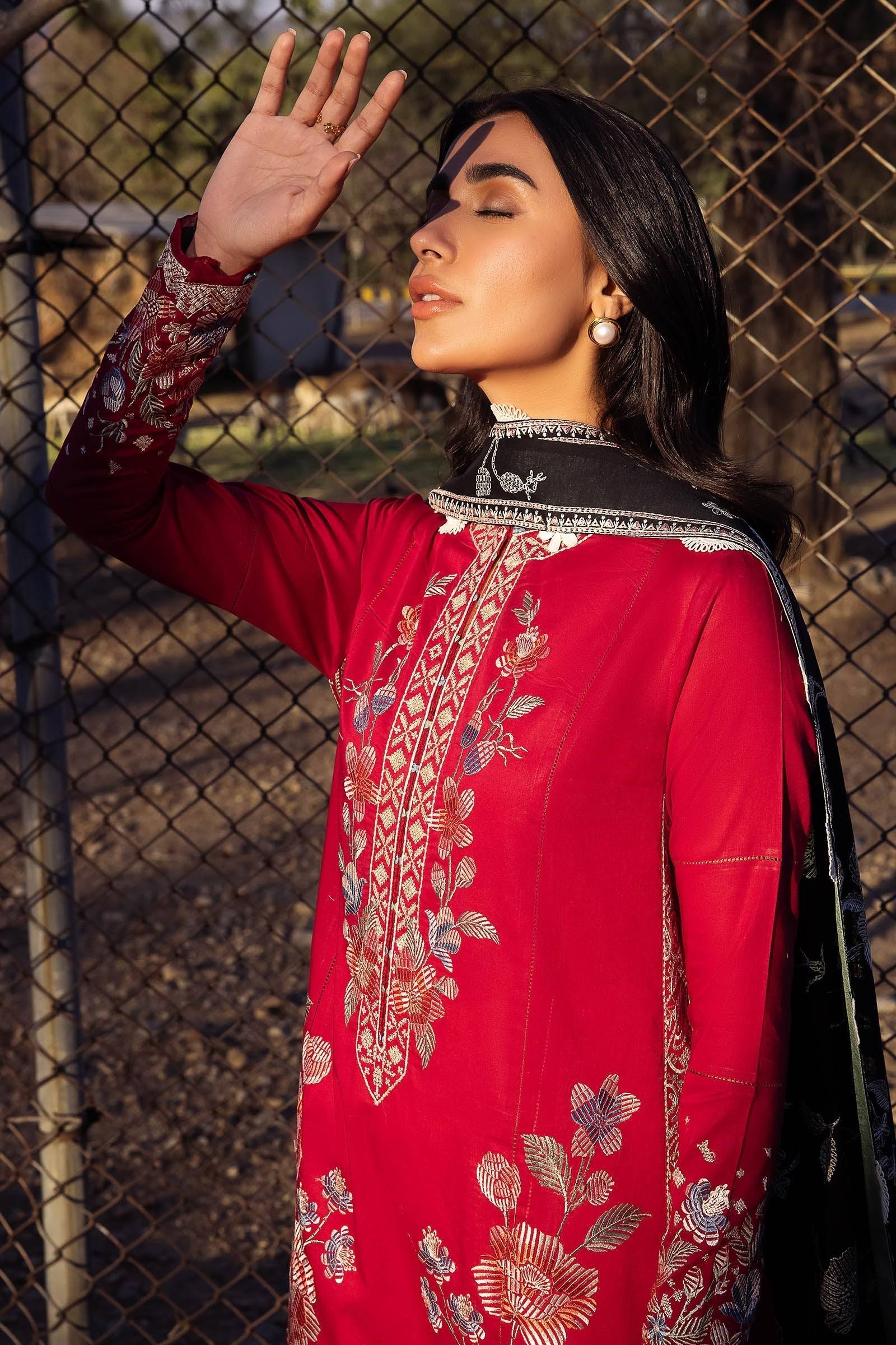 Zaha | Lawn 24 | GIZEM (ZL24-14 A) - Pakistani Designer Dress - by Zaha | Type: Luxury - 100% Original at Saira Sultan