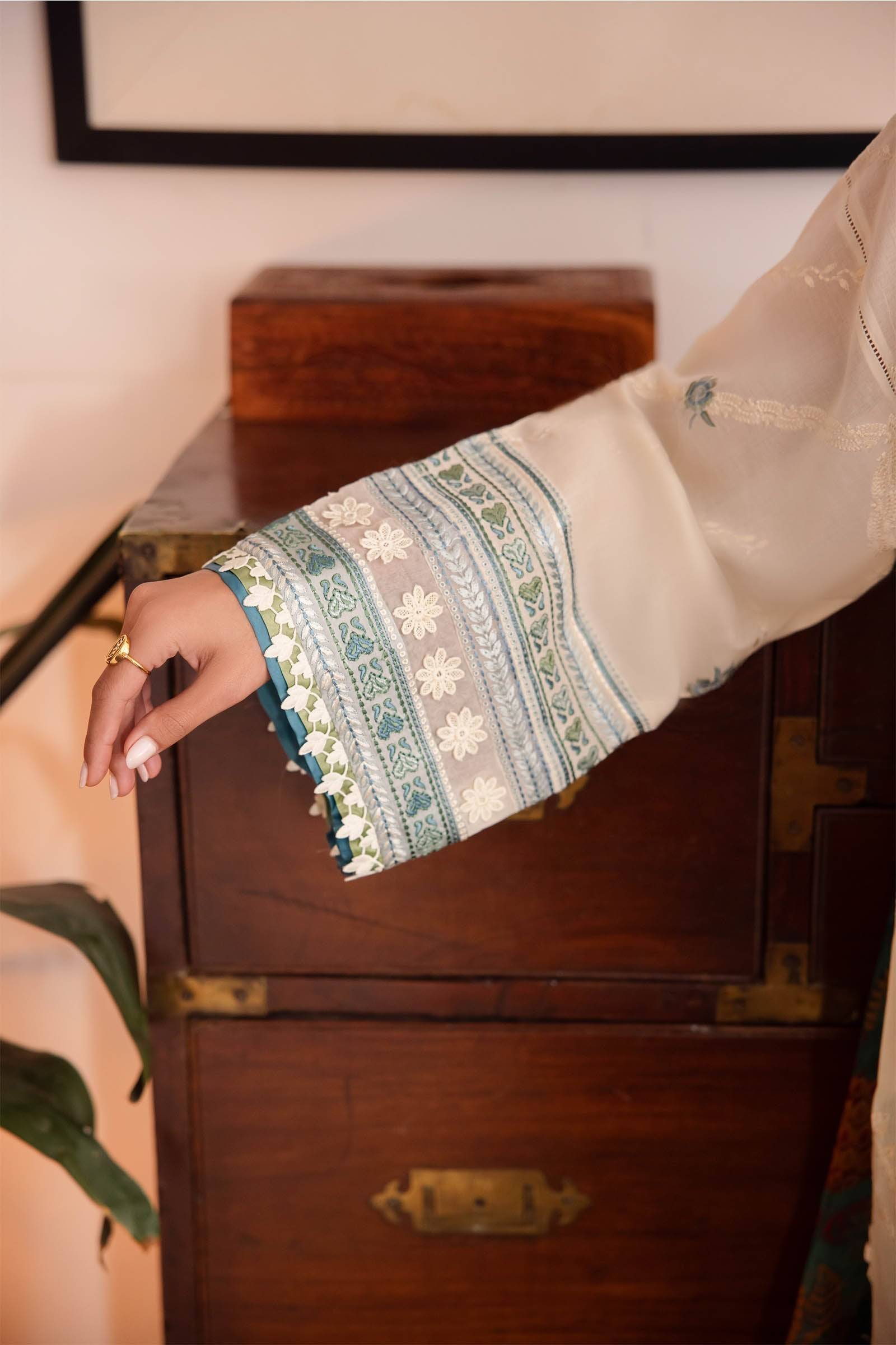 Zaha | Lawn 24 | EIRA (ZL24-05 A) - Pakistani Designer Dress - by Zaha | Type: Luxury - 100% Original at Saira Sultan